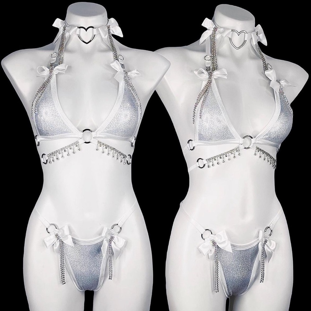 Honeiibeth Roxane Bow Top and Bottom